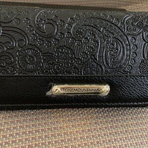 NEW Stonemountain USA LEATHER Wallet